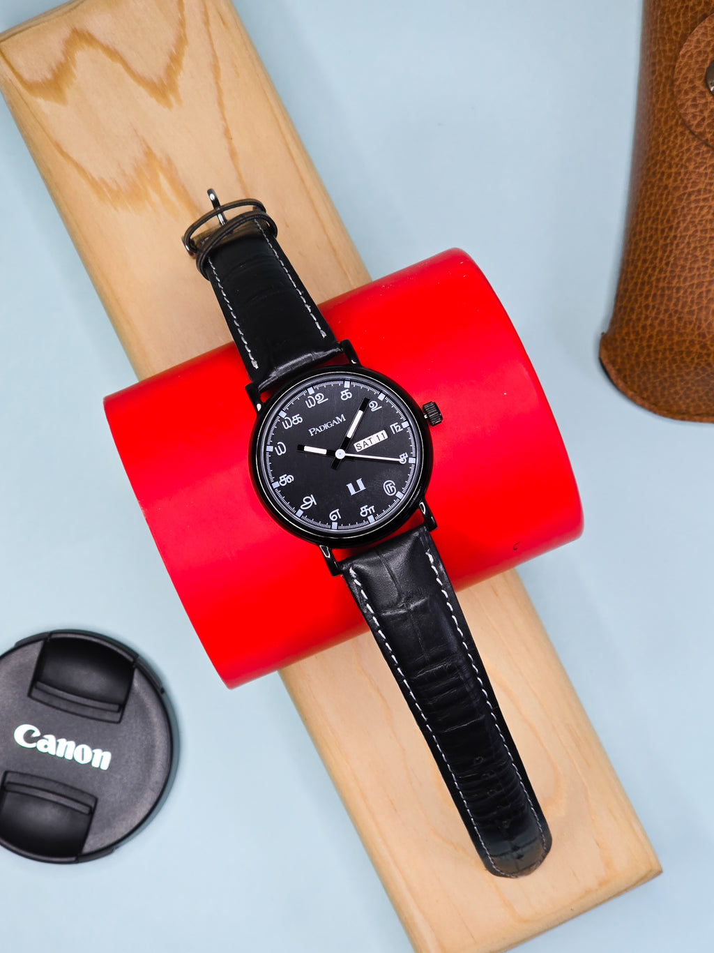 Padigam Iravu Analog Watch
