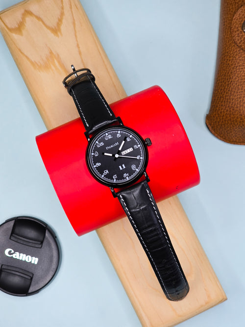 Padigam Iravu Analog Watch