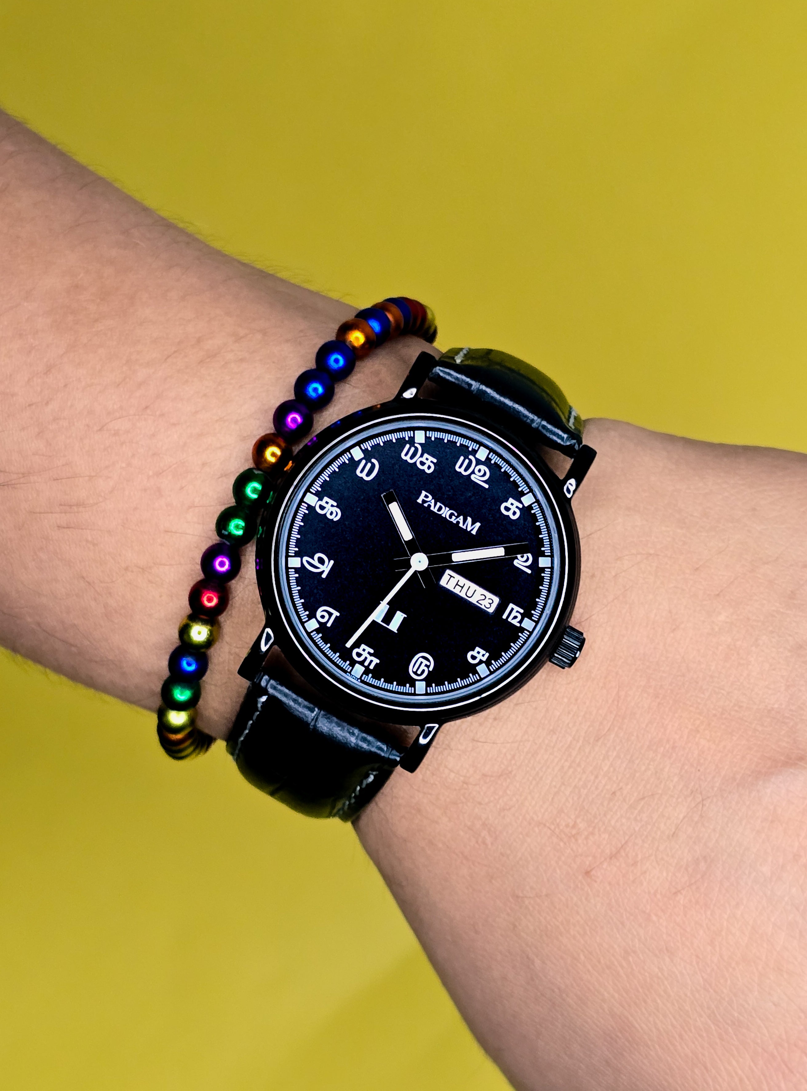 Padigam Iravu Analog Watch